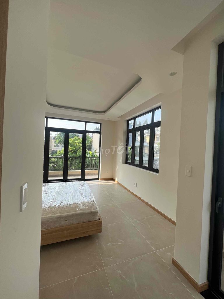 Rent the Kadc Liên Phường District 9 near Global City for 35 million a month.