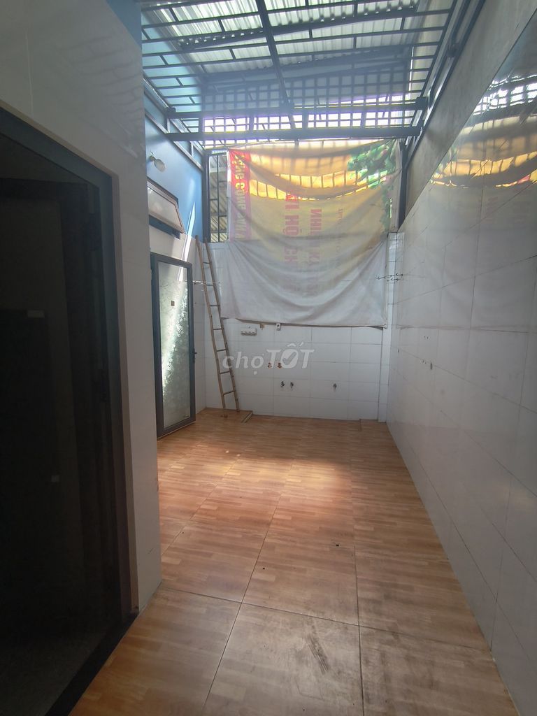 Level 2 bedroom. 102 Tăng Nhơn Phú A.