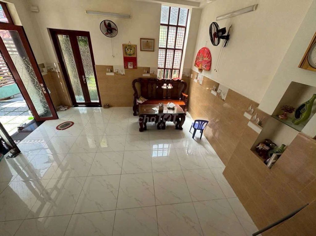 The full house of Tân Kỳ Tân Quý 8X9 M, 2 stories, 3 bedrooms, 15 million