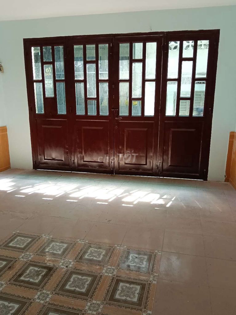 The original house is two-sided road. That means KTTSM 6 tb.