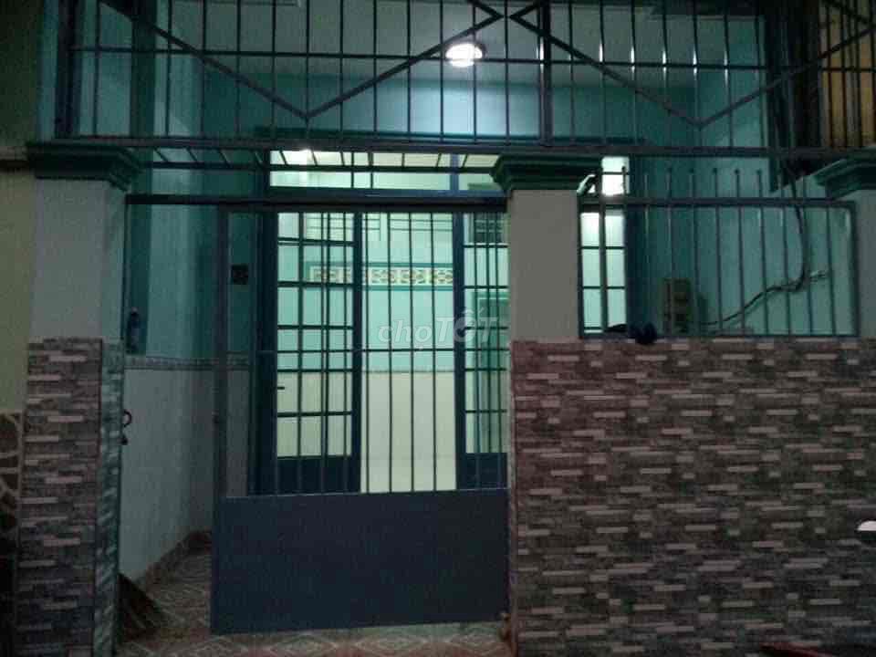 Rent the entire Lê Thị Ngay apartment. It's got a nice, clean, clean, clean, clean, clean, clean, clean apartment.
