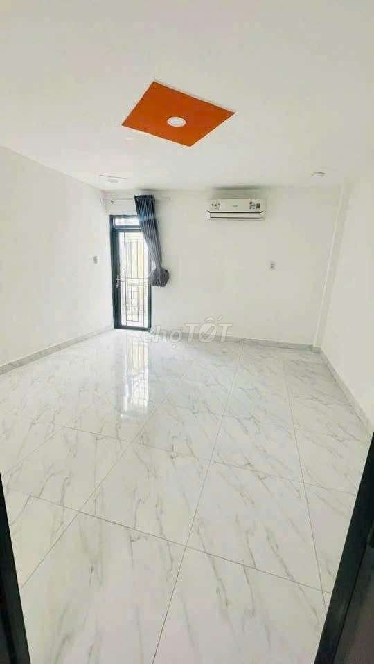 Let's rent the autoway house 1/ Quang Trung-7.11 Gò Vấp(4 x11 m))-3 bedroom 3 bedroom 3 toilets - 10.5 million/t