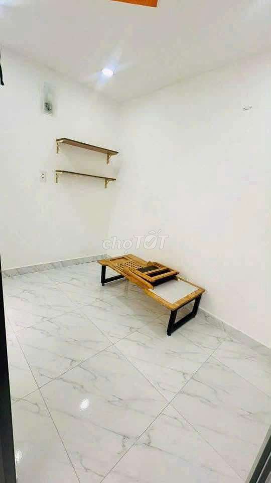 Let's rent the autoway house 1/ Quang Trung-7.11 Gò Vấp(4 x11 m))-3 bedroom 3 bedroom 3 toilets - 10.5 million/t