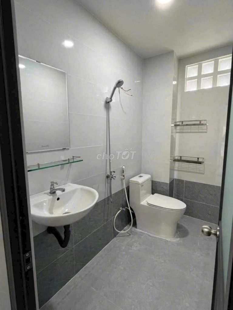 Eight and a half million bedrooms. Two toilets. Watch out.