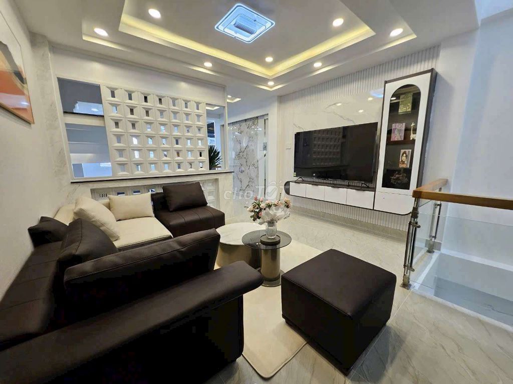 Let's rent a nice Full phạm văn chiêu Gò Vấp (4 x 15 m) house, 4 bedroom 5 toilets - 18 million.