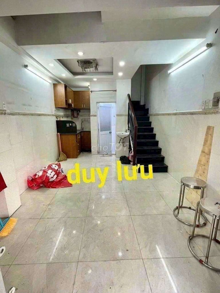 Rent a Mat tien Hà Tôn Quyền District 11
