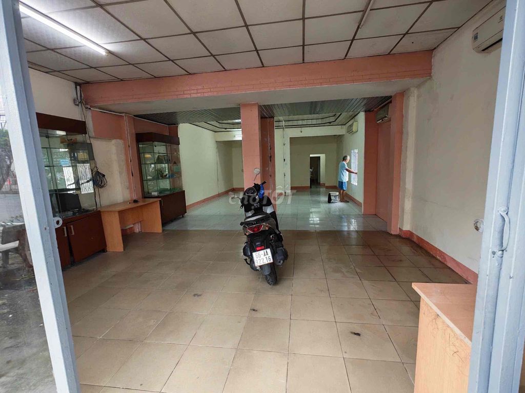 Rent a cheap cash house