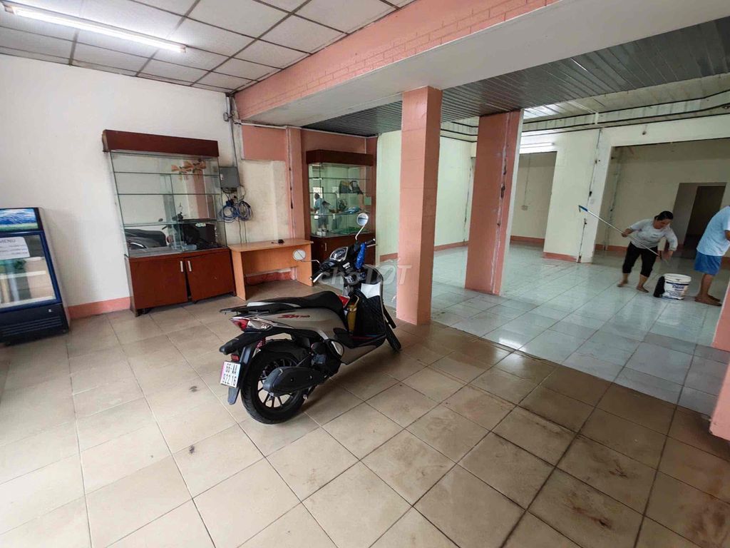 Rent a cheap cash house