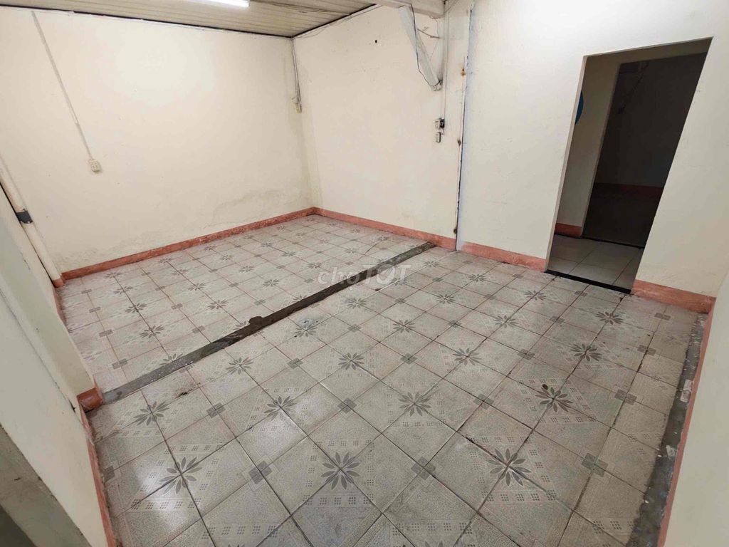Rent a cheap cash house