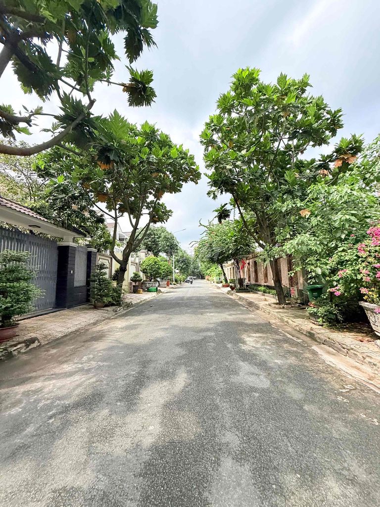 Rent for the Kadc LaTian villa, area: 160 meters2, 22 million.