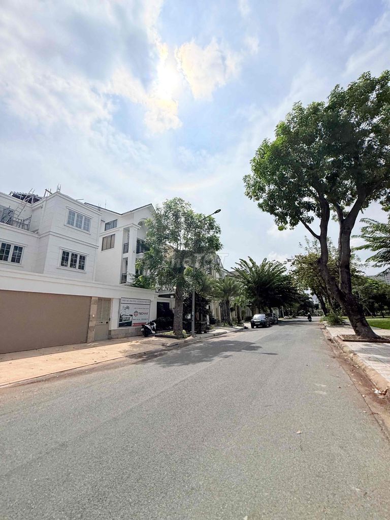 Rent for the Kadc LaTian villa, area: 160 meters2, 22 million.