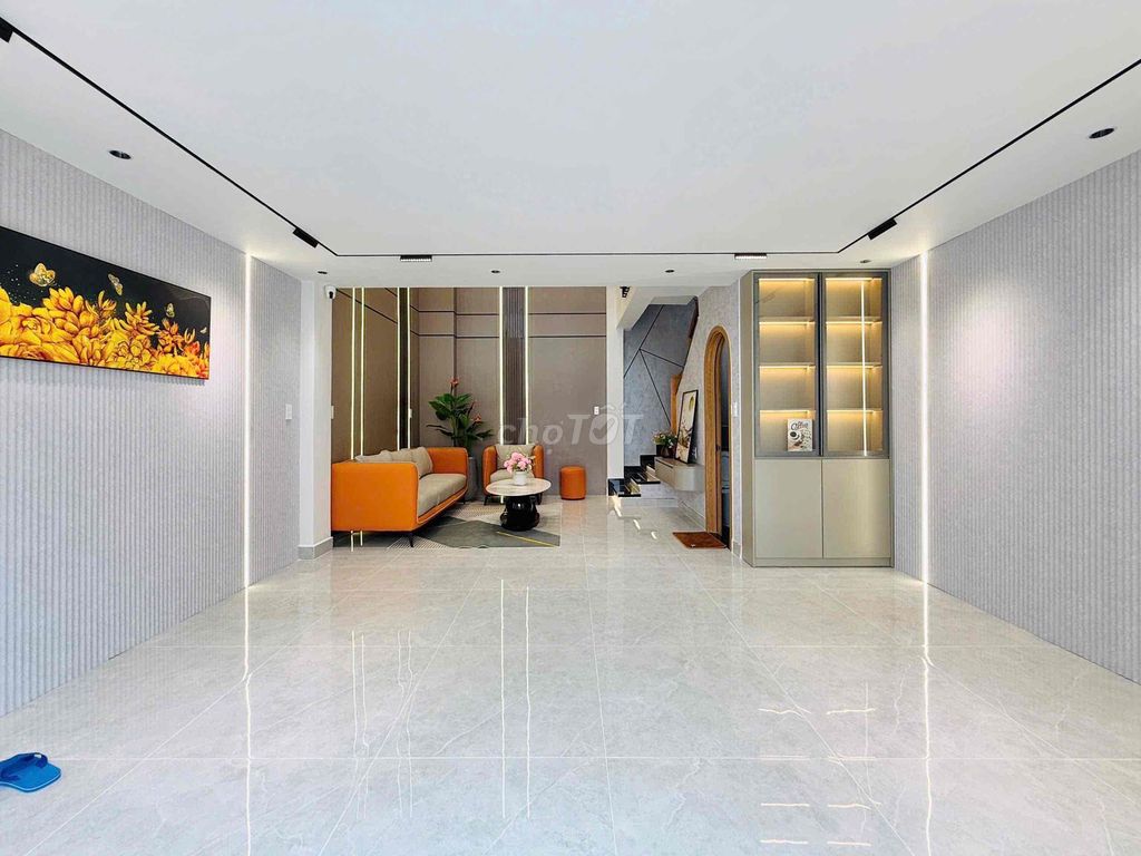 Nice new home hiding in 203 Huỳnh Văn Nghệ-712.