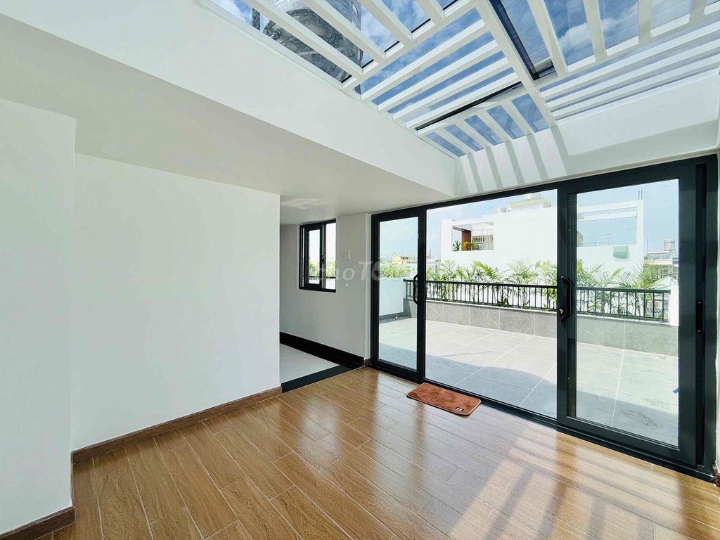 Rent a new street building full interior like Huỳnh Văn Nghệ-712.