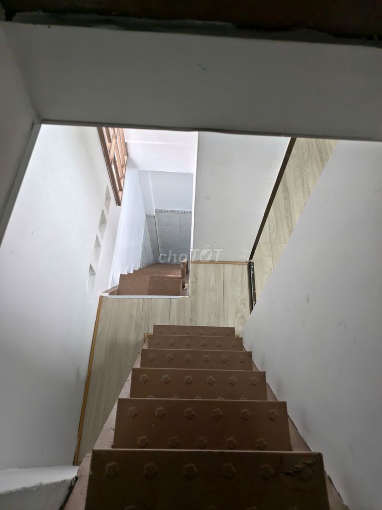 Nc - Cách Mạng Tháng Tám 15 m2 1 307 3 floors 3 separate bedroom