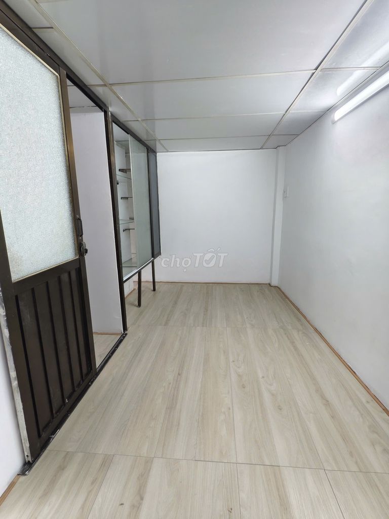 Nc - Cách Mạng Tháng Tám 15 m2 1 307 3 floors 3 separate bedroom