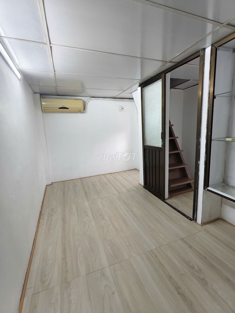 Nc - Cách Mạng Tháng Tám 15 m2 1 307 3 floors 3 separate bedroom