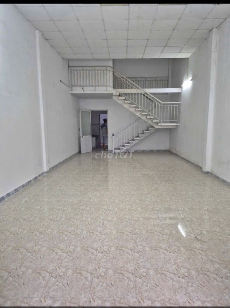 We'll rent 5 x 20 feet of room 2 bedrooms. 6 meters near Aeon Tân Phú.