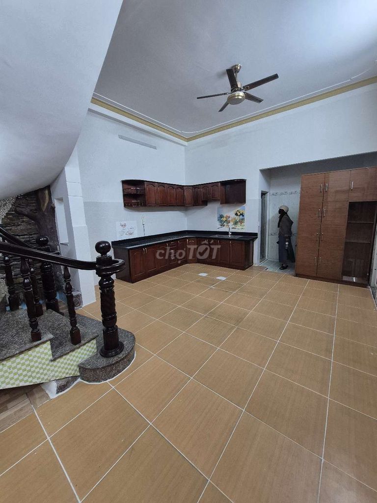 Renting 5 X15 M 2 4 4th floor bedroom 3 toilets 2-1 in Tây Thạnh