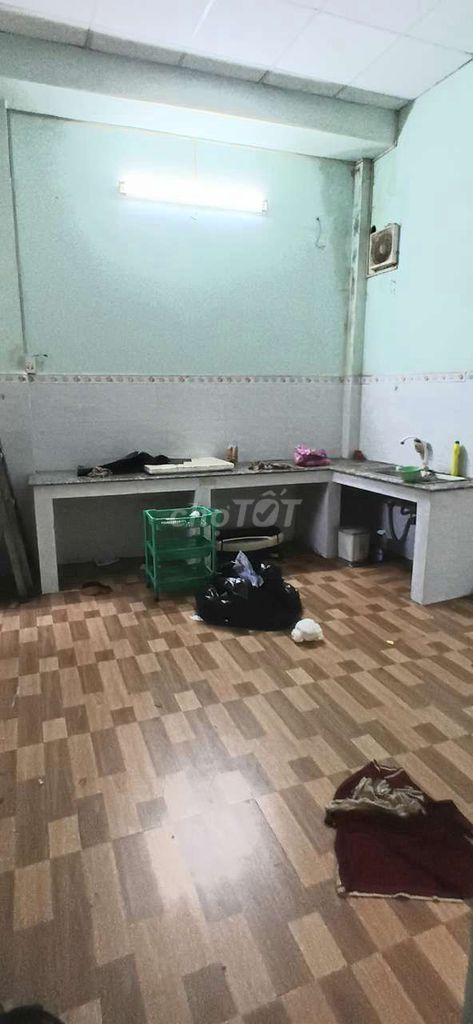 Cash house number four, 20 meters, blooming, two bedrooms, two toilets.