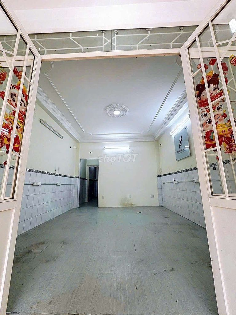 Thoại Ngọc Hầu. Tân Phú. Car alley. Area using 122 m2