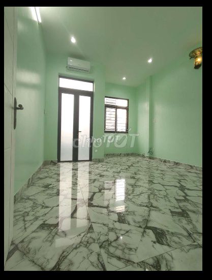Renthouse 4 x18 meters.2 floors. 7 m Tô Hiệu.g.:12 million.