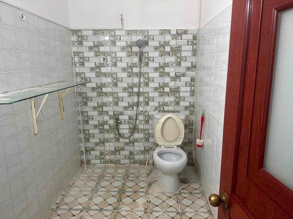 4 x 5 meters 1 3 bedroom 2 Phạm Văn Chiêu toilets