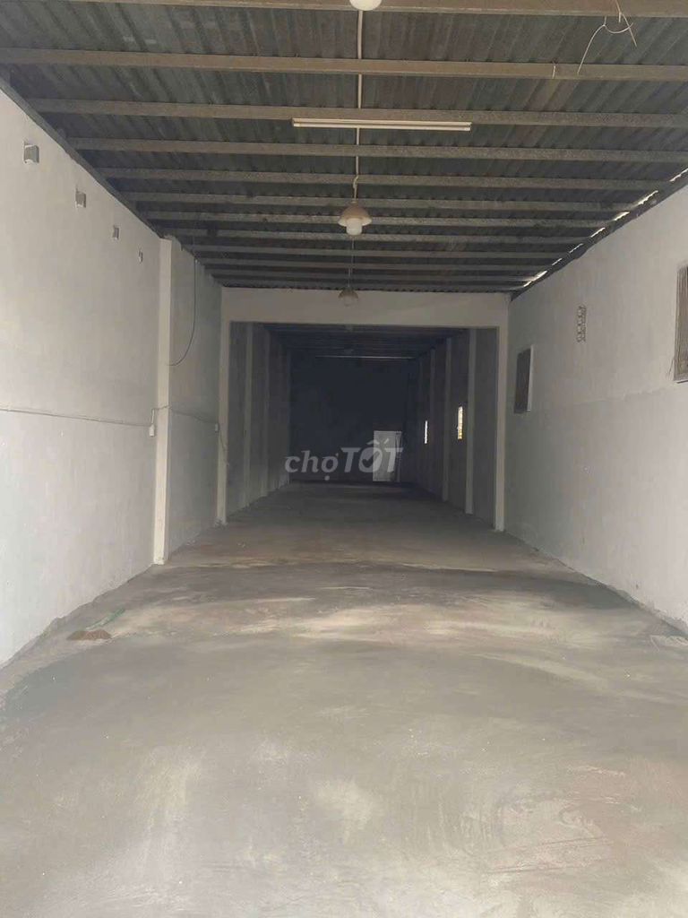 The square root 5 x 40 meters, the front of Shanshan 22, near Ting 10