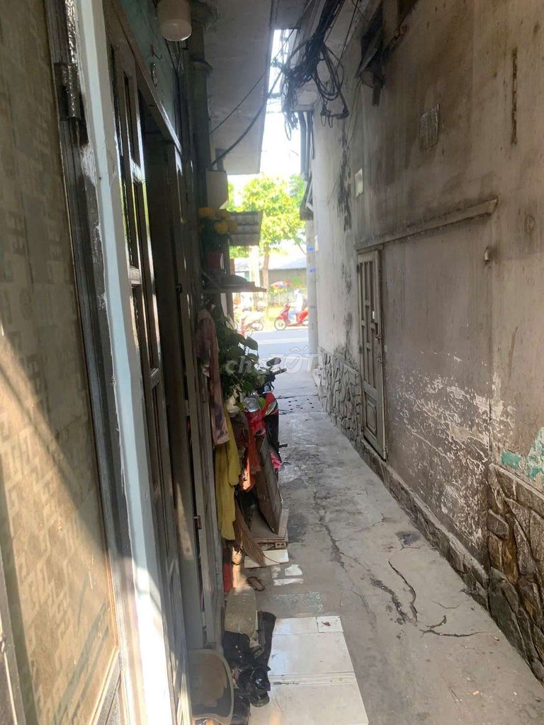Bùi Công Trừng square root area 3 x 5 meters 2 floors