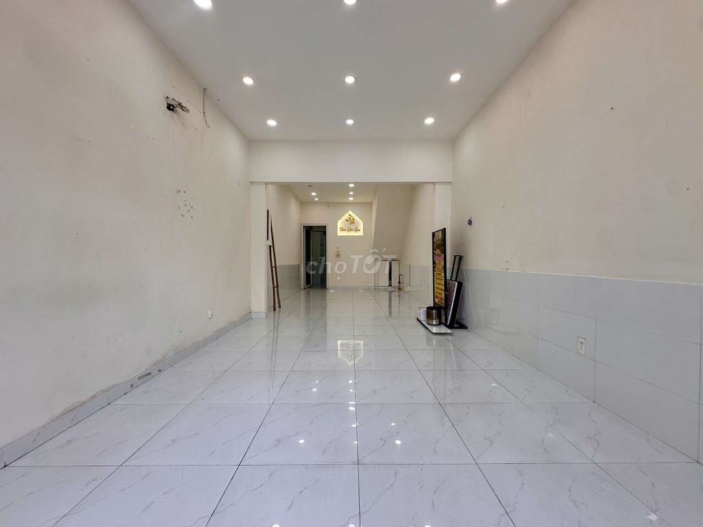 The owner rented the house quickly.