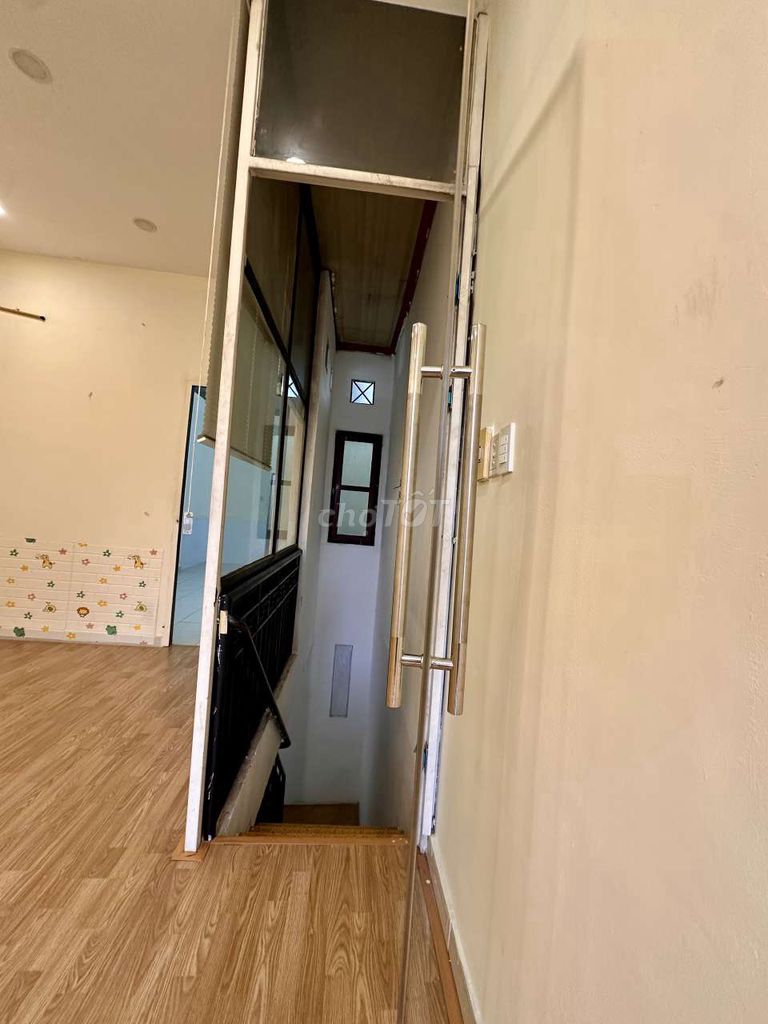 The owner rented the house quickly.