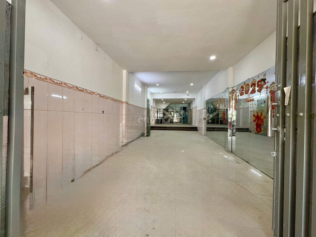 Rent an mtkd at Bùi Quang Là-712 area 4.2 x25 kc 3 r 3 bedroom 3 9 is 1.6 million