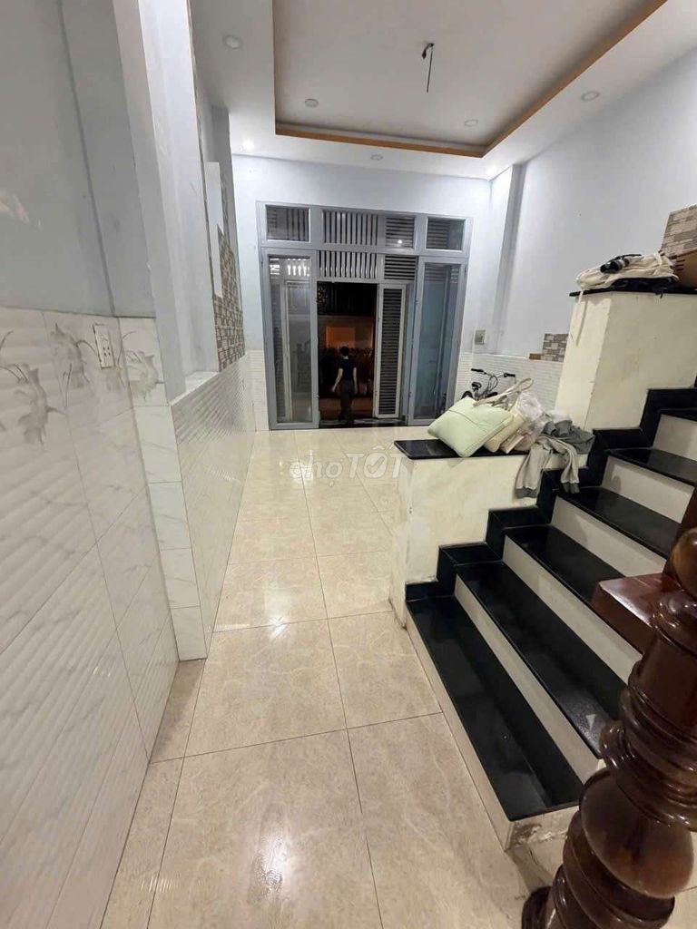 Renting Hương Lộ 2 alleys: 4 meters 12 meters 1 MM 3 floors, 4 bedroom 3 toilets