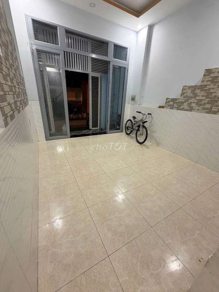 Renting Hương Lộ 2 alleys: 4 meters 12 meters 1 MM 3 floors, 4 bedroom 3 toilets