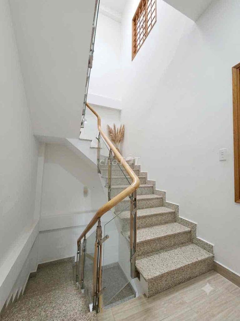 15 million-- nice house with interior-- 8 Mq2, Tân Phú.