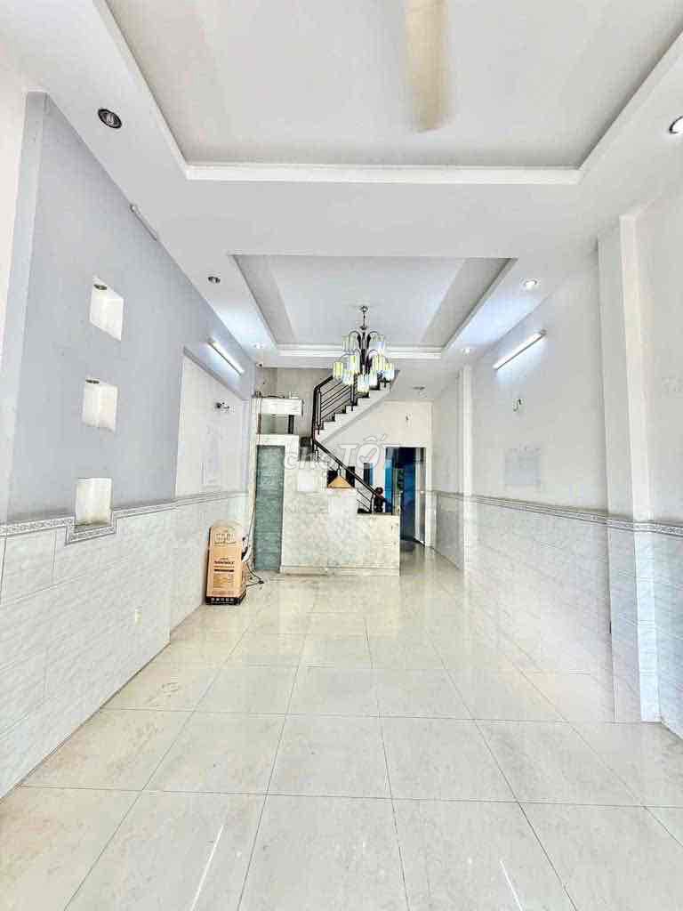 Rent the house cheaply. 6th Street rocket at 15 million.
