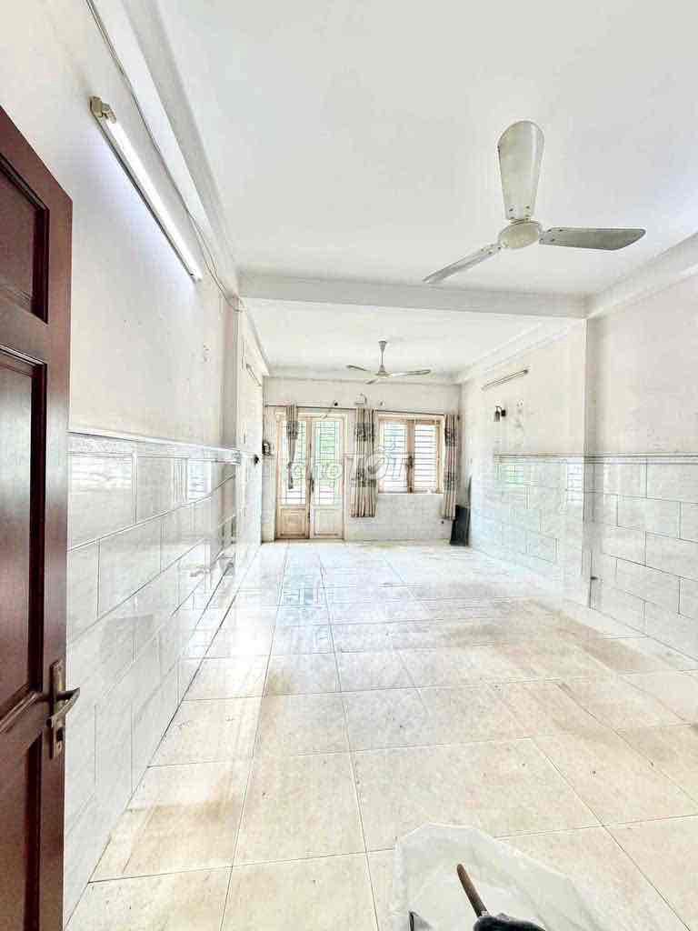 Rent the house cheaply. 6th Street rocket at 15 million.