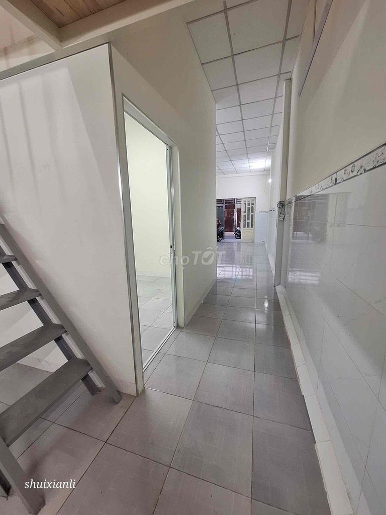 House 4 x17 M - 8 M - 1.6 million a month