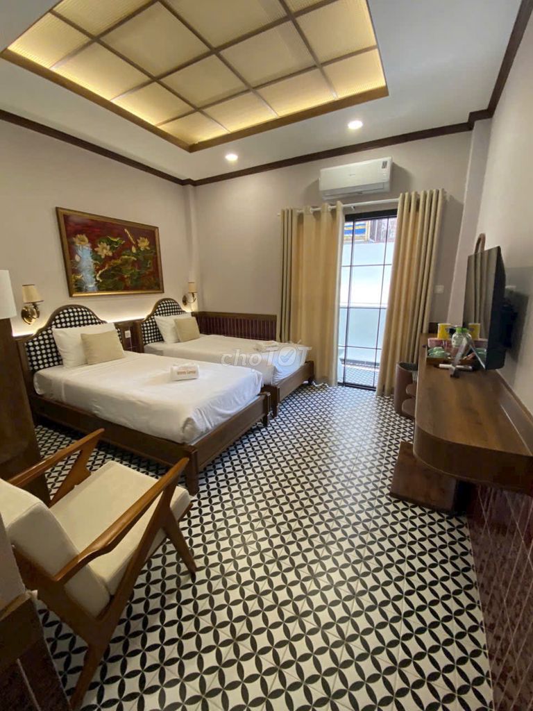Rent the whole 4th floor Ngô Tất Tố, Bình Thạnh (4 x18) 30 million a month