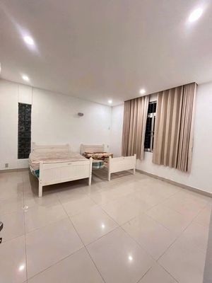 Rent the corner corner of Tên Lửa on 13 C Street, 10 X 20 M, 62 million.