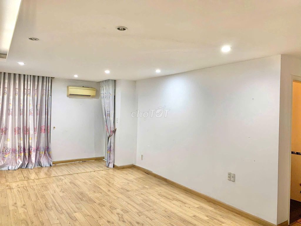 Renting a 7th-Ak Phú Mỹ street building - excellent price.
