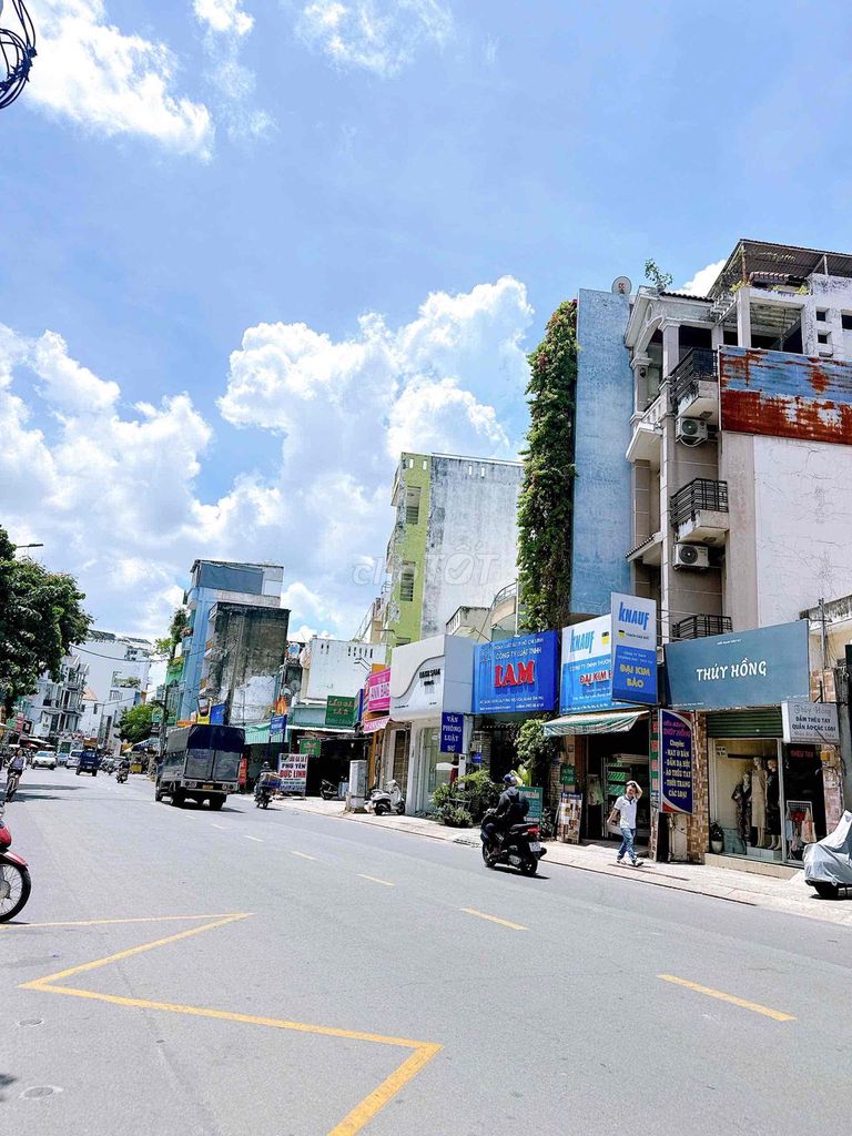 Let's rent out Vườn Lài-4 x 18 meters - 4 floors - cheap
