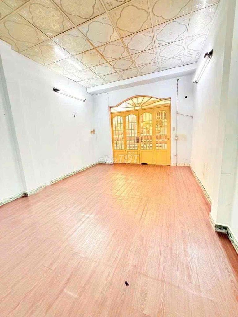 Rent a house on the Home Line Cxpl DNUD 10 district 6