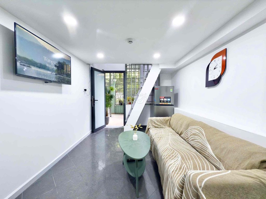 Rent the entire base. 1 ft. 1st at aeon Bình Tân.