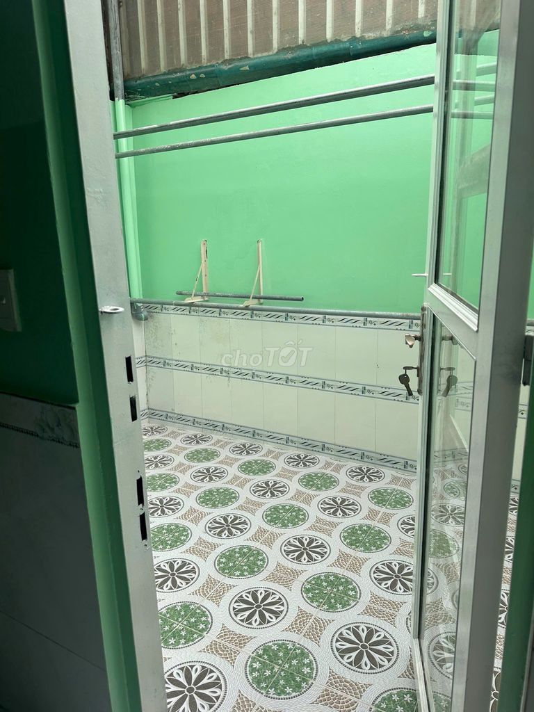 Inway 2581, hep Nhà Bè 4 bedrooms. Three empty toilets.