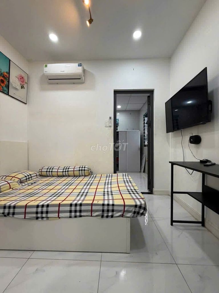 [master] Rent the original Trương Định, 3th floor - 2 3 bathrooms