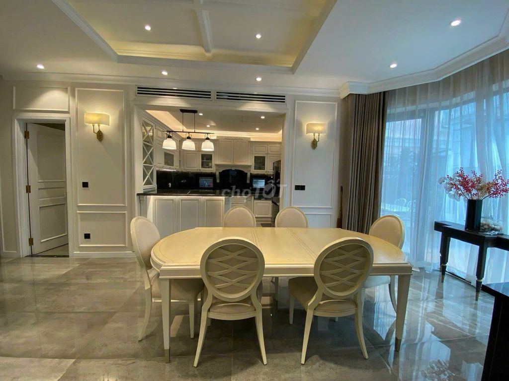 Rent a single and fit-of-the-art villa - 120 million a month.