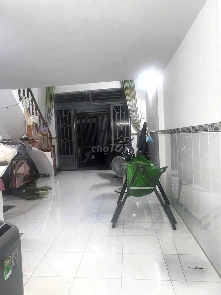 Rent the entire apartment. 1 st. 1 st. 3 bedroom.