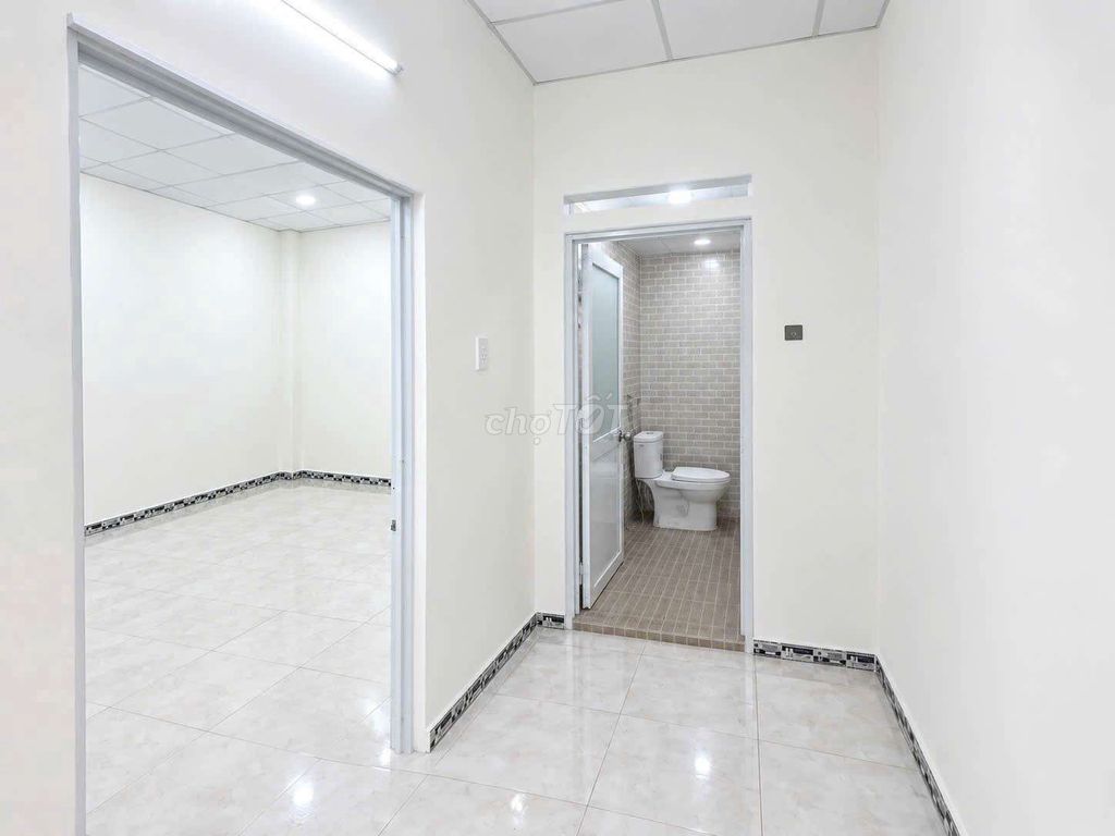 Rent the entire apartment. 1 st. 1 st. 3 bedroom.
