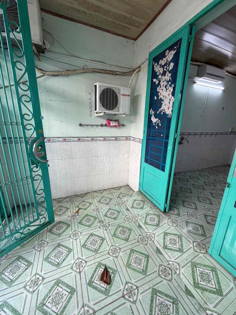 Rent 4 M x 13 alley 1104 refrigerator 10