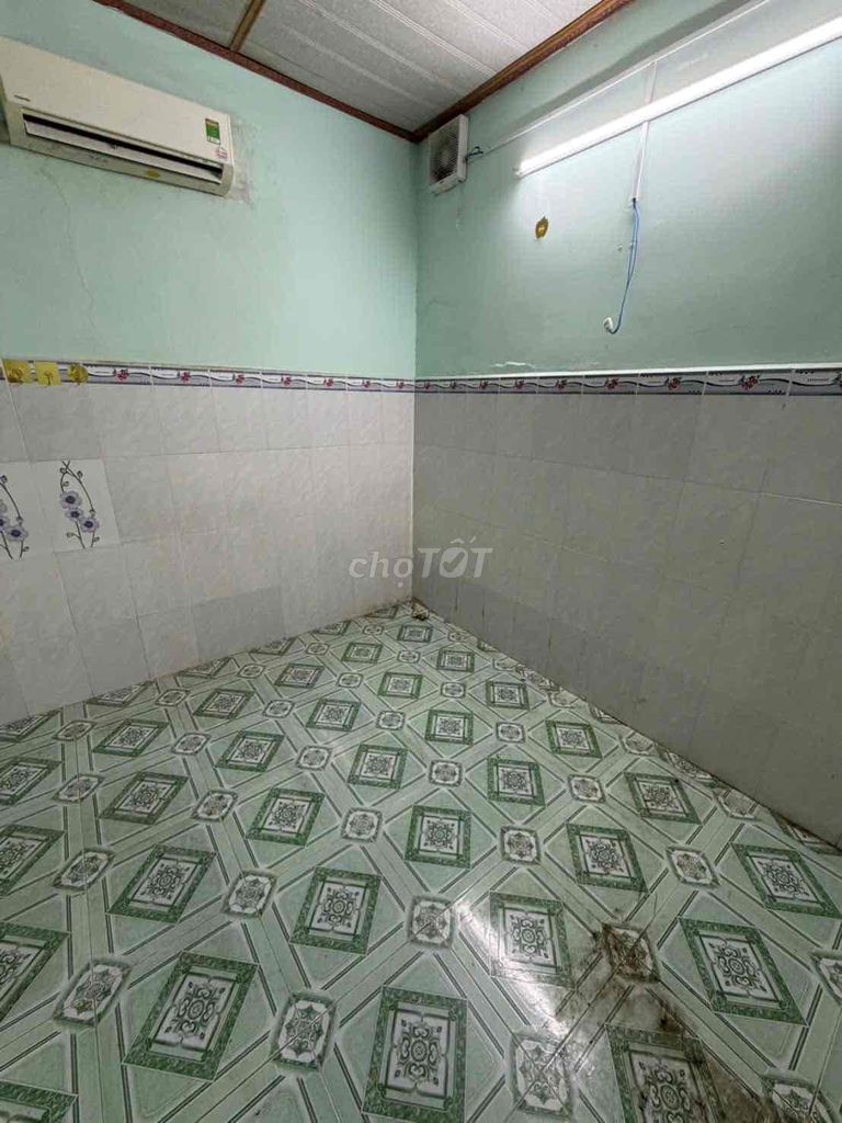 Rent 4 M x 13 alley 1104 refrigerator 10